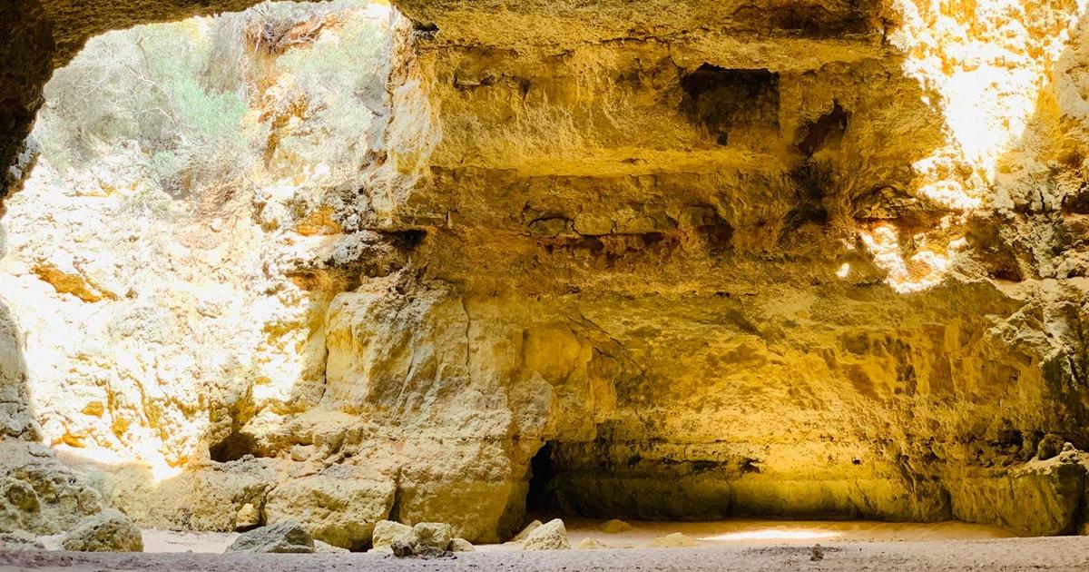 Armação de Pêra: Benagil and 10 Best Caves Guided Boat Tour