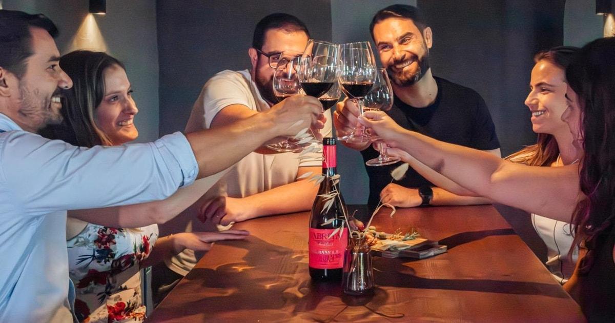 Algarve: Vineyard Tour & Premium Wine Tasting in Silves