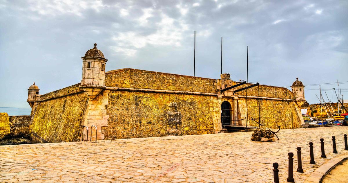 Lagos to Sagres Coastline & City Private Guided Tour