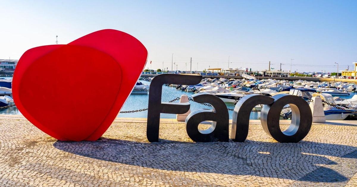 Faro Airport: Private Transfer to Altura/Manta Rota