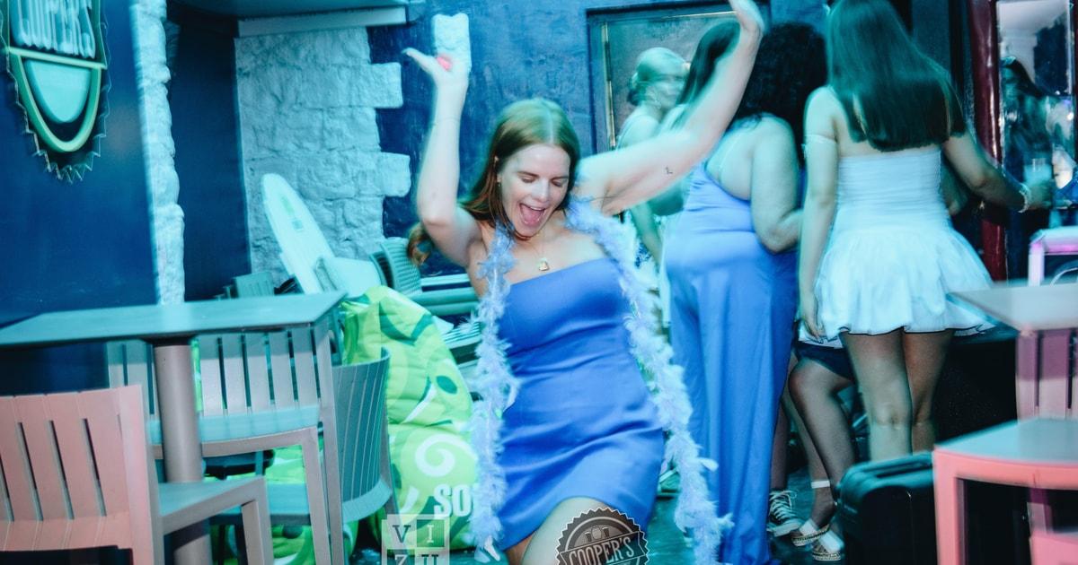 Albufeira Friday Night Bottomless Karaoke Brunch