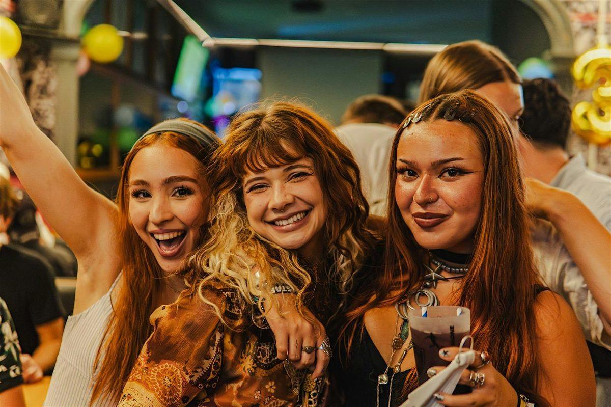 Portimão Crawl: A night with 6Drinks, Games & VIP Club Entry